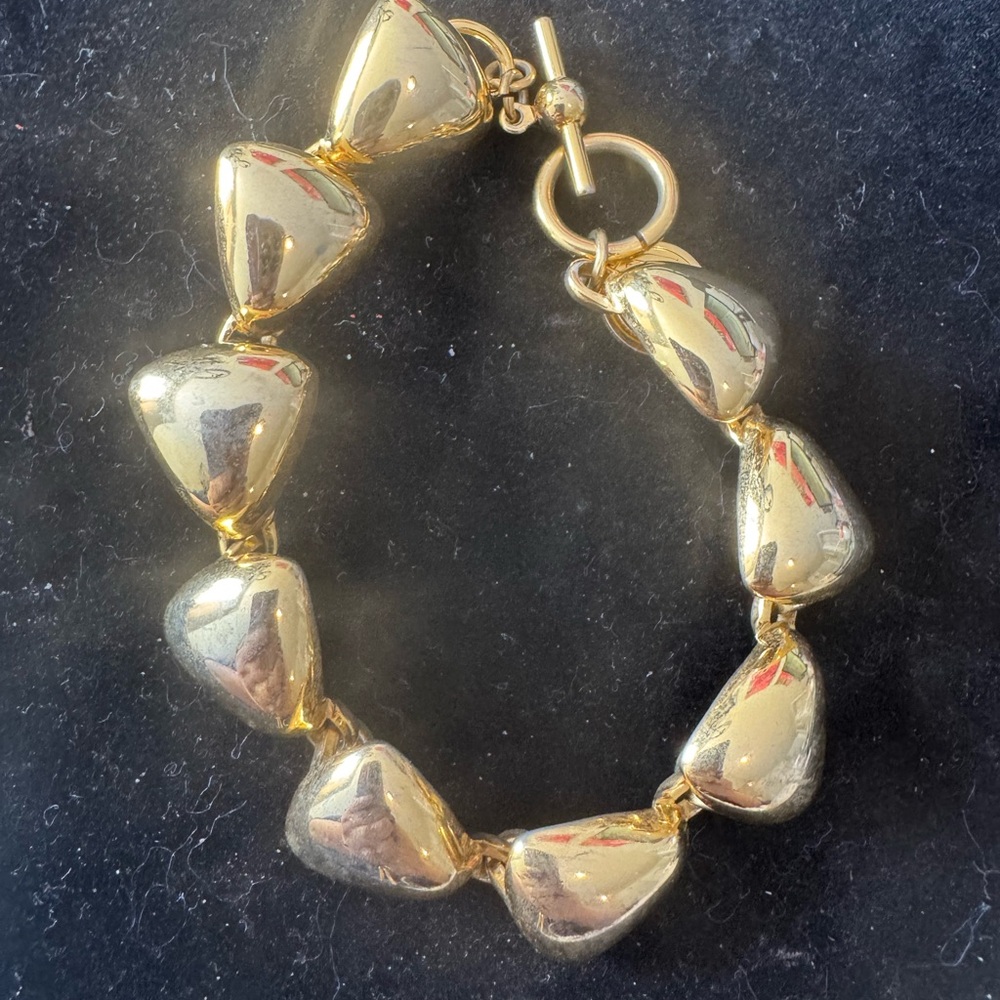 Vintage 80’s Anne Klein II Gold Puffy Triangle toggle Bracelet